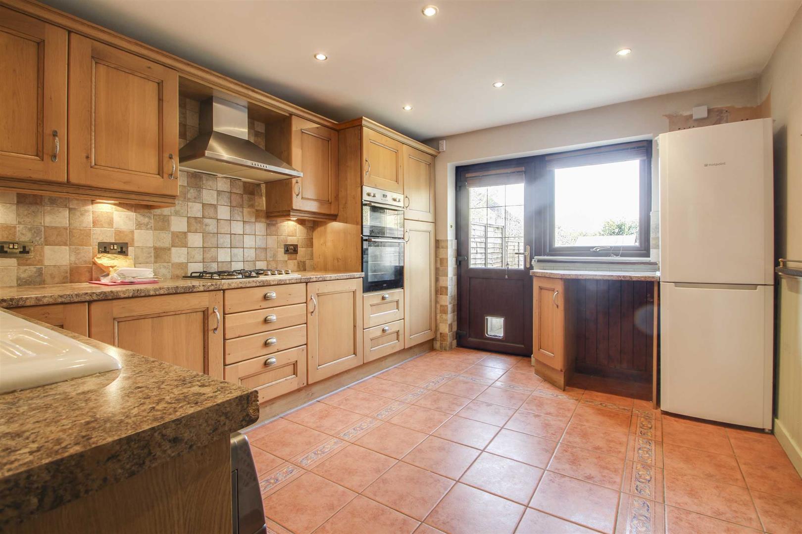 Isaacson Drive, Wavendon Gate, Milton Keynes